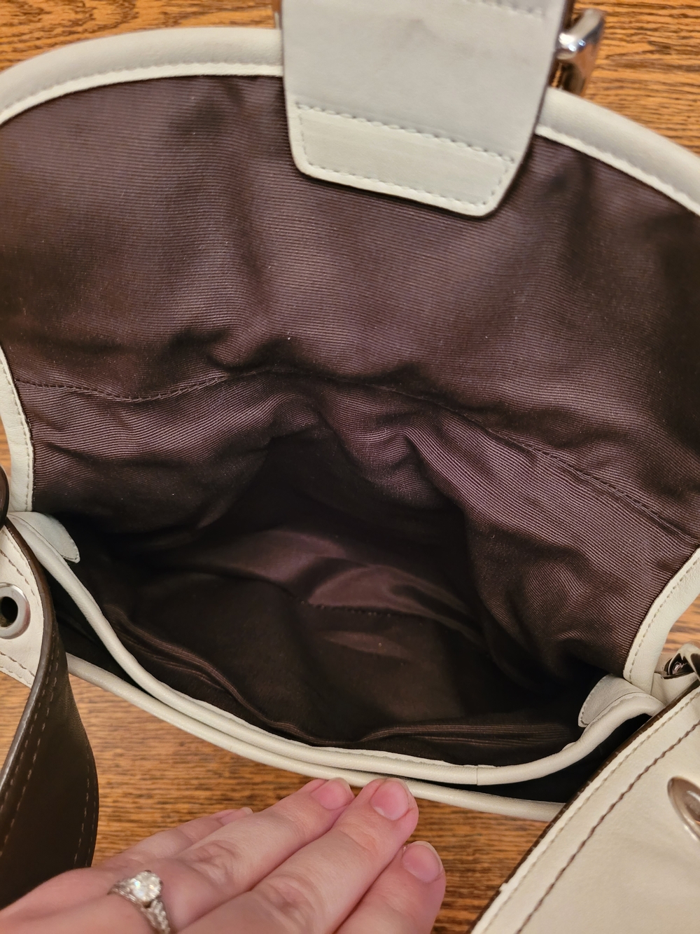 Vintage Coach Soho Cream Leather Shoulder Bag Y2K Buckle Straps Silver Hardware - Picture 10 of 12